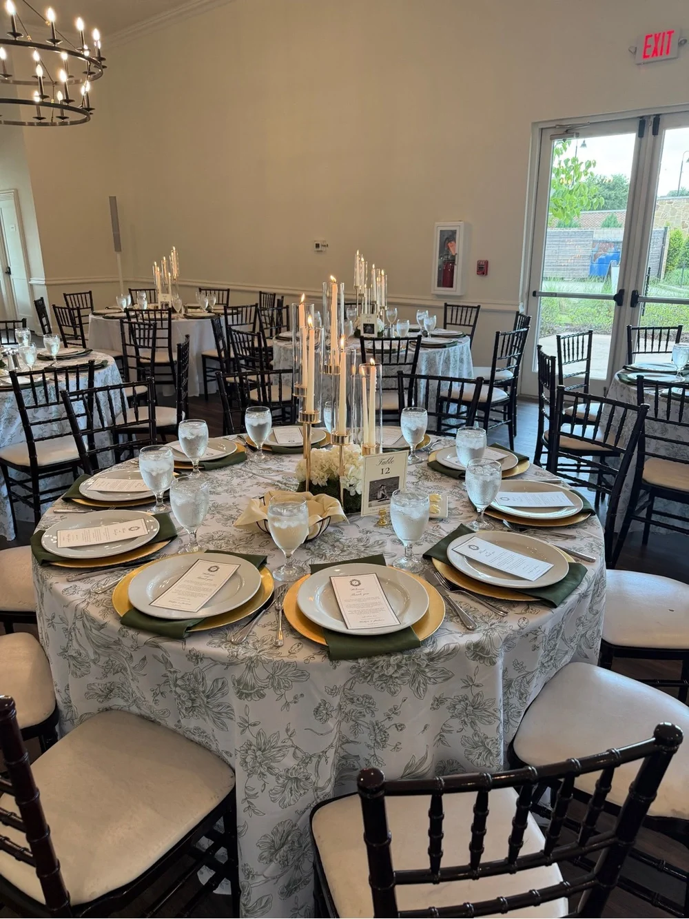 150 green banquet/wedding napkins